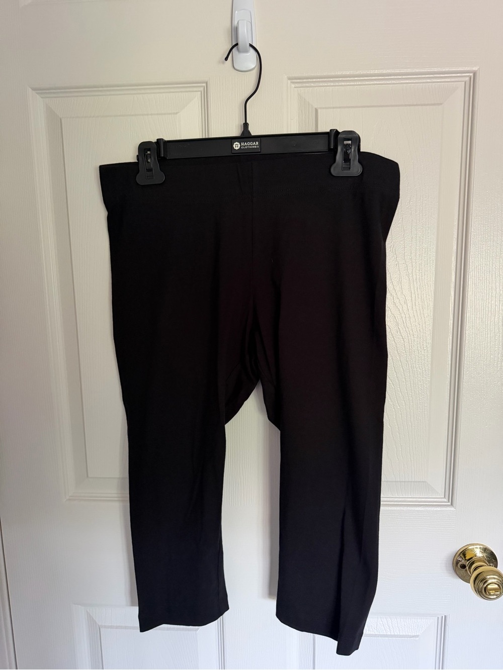 Black Women’s High Waisted Capri Leggings